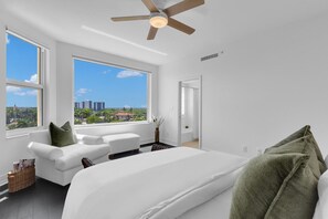 3 chambres, bureau, fer et planche à repasser, Wi-Fi gratuit