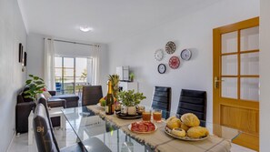 Dining - Edifício JV (Vilamoura)