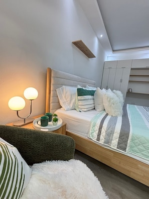 1 chambre, bureau, fer et planche à repasser, Wi-Fi gratuit