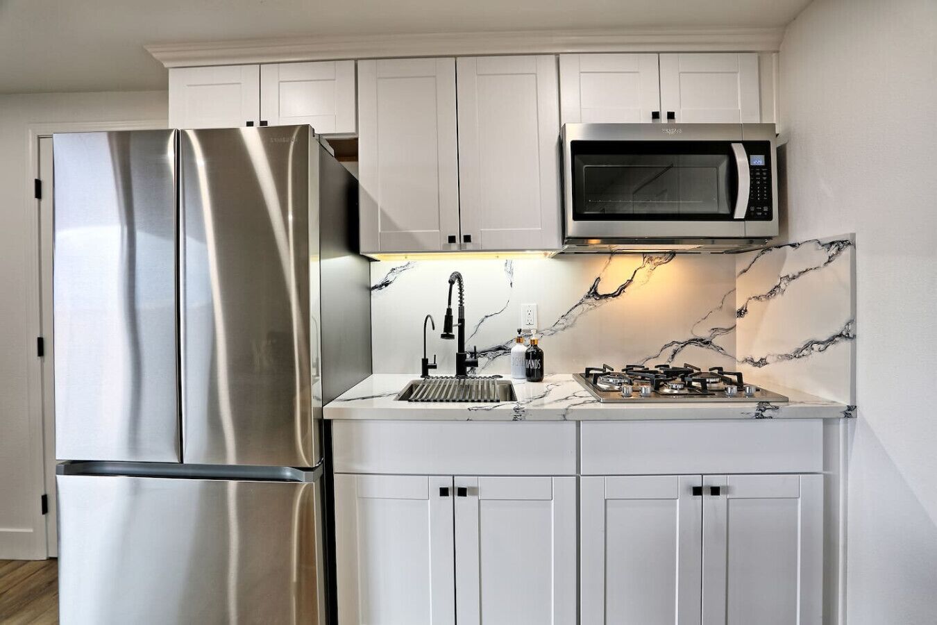 微波爐、洗碗機、咖啡機/沖茶器