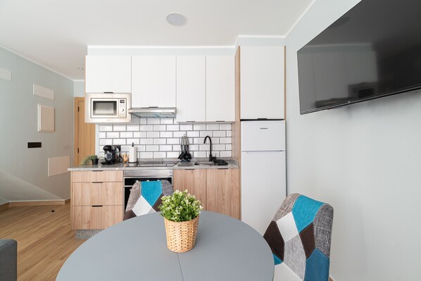 Fridge, microwave, oven, toaster