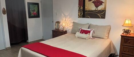 1 Schlafzimmer, Schreibtisch, Bügeleisen/Bügelbrett, kostenloses WLAN