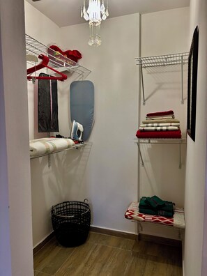 Unclassified image, 5 of 18, button