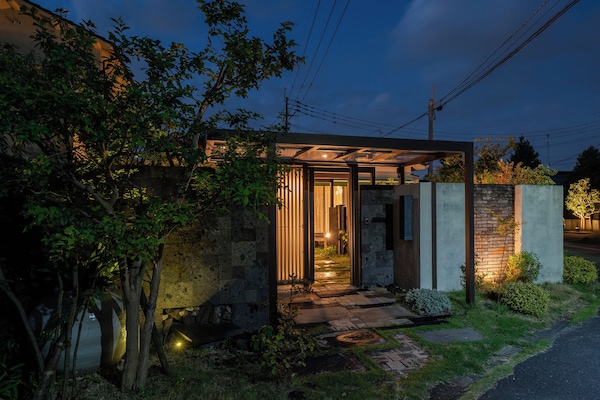 Espacio para trabajar con laptop y wifi gratis