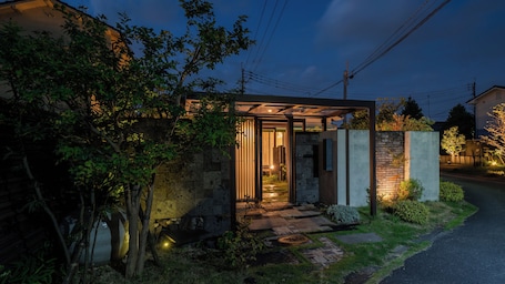 Villa, Garden View | Laptop workspace, free WiFi. Villa Ishinokura Hotel