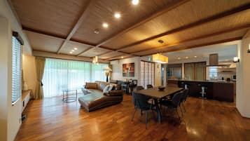 Villa, vistas al jardín | Zona de estar