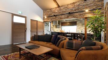 City Villa | Ruang kerja komputer riba, Wi-fi percuma