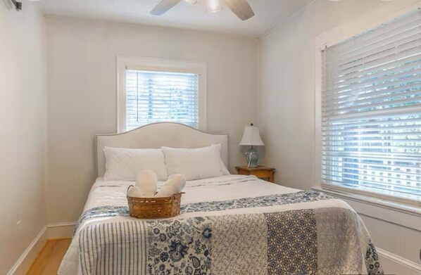 3 chambres, Wi-Fi gratuit, draps fournis