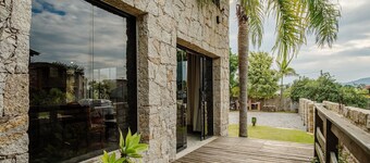 Complete Studios in Imbituba Beach - PRN