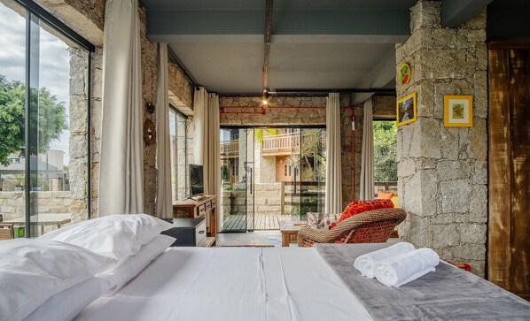 2 habitaciones, wifi gratis y ropa de cama 