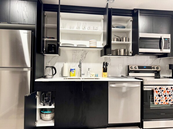 Microwave, oven, dishwasher