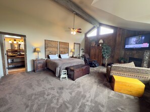 4 bedrooms, WiFi, bed sheets - Spacious 4-bedroom house with private Sauna, Hot tub, Fitness room in Big Sky (Big Sky)