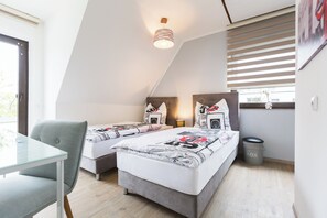 Double Room | Iron/ironing board, free WiFi - MY Messe & Business Home Refrath  (Bergisch Gladbach)