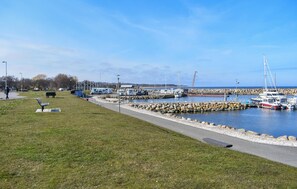 Marina