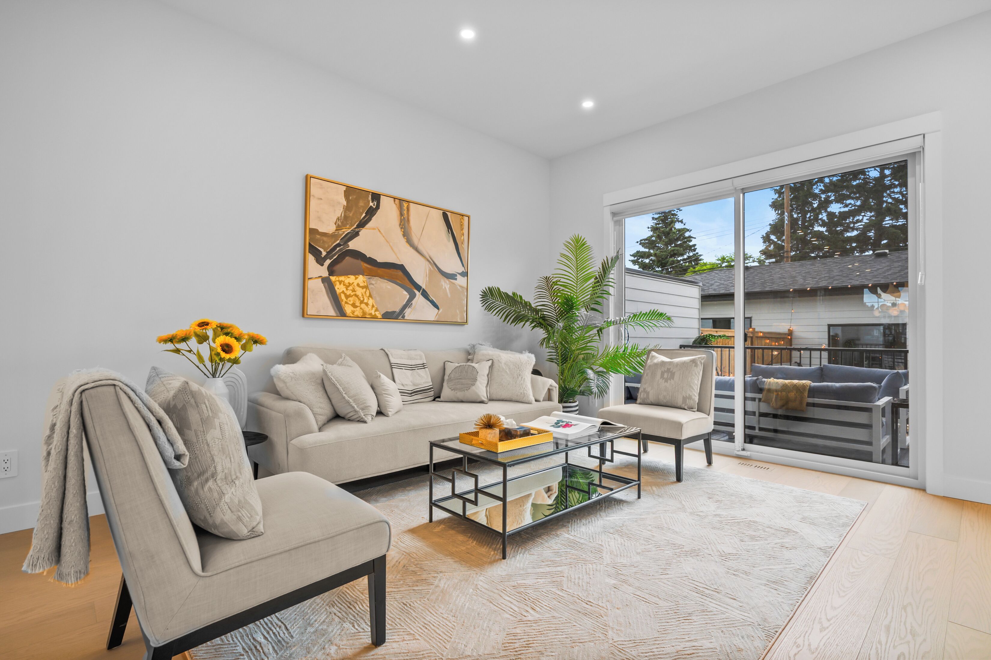 TV connectée, cheminée, jeux vidéo, baby-foot