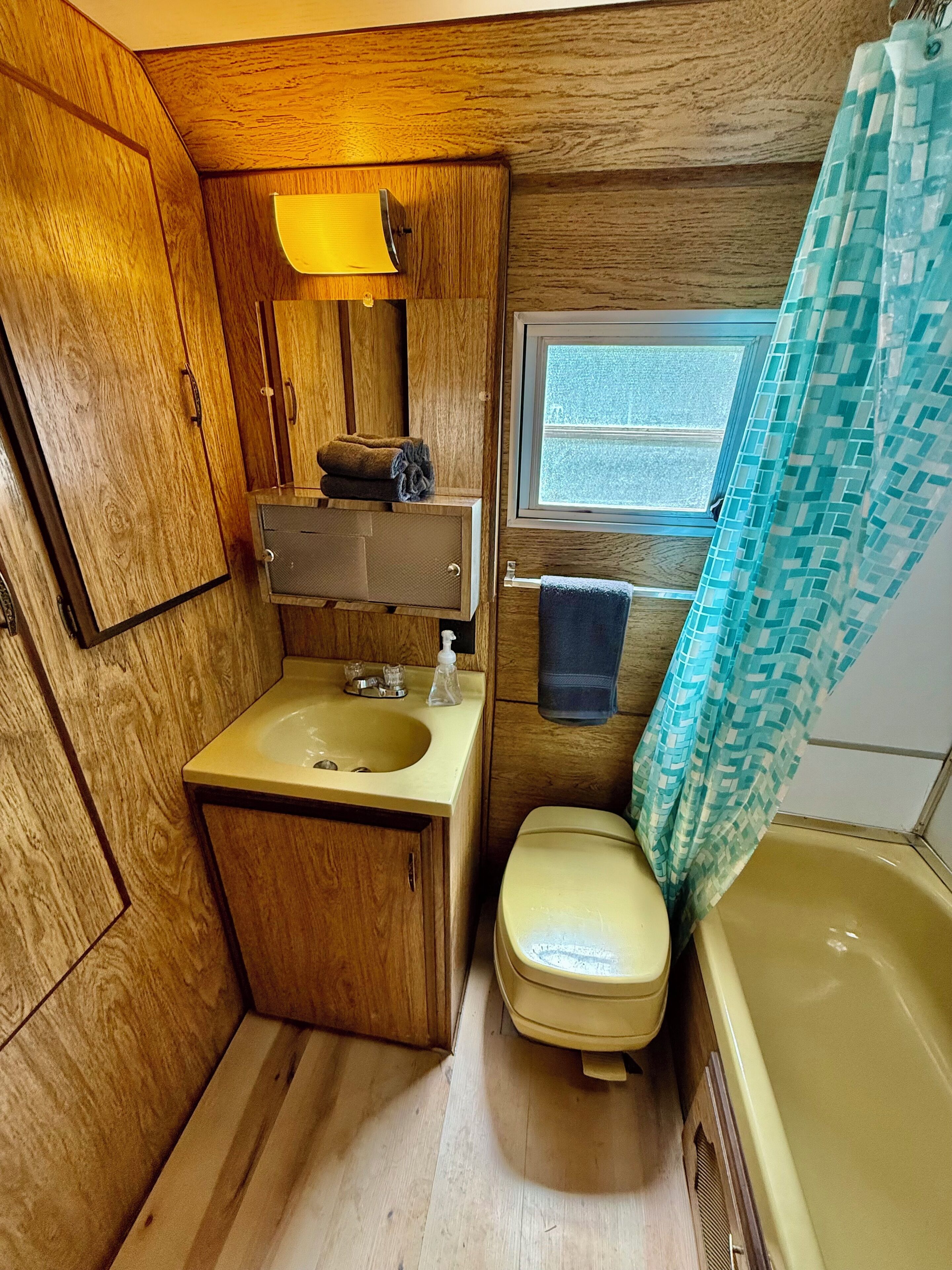 Towels, soap, toilet paper