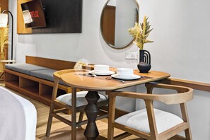 Apartment, 1 Bedroom, Pool View | Dining room - Aranya by Kozystay - Nusa Dua (Nusa Dua)