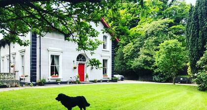 Spacious 6 Bedroom Victorian Period Villa