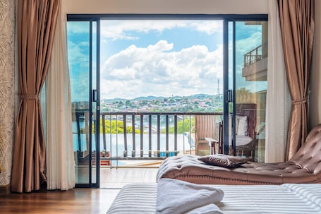 华丽客房, 泳池景观 | 遮光窗帘、免费 WiFi、床单