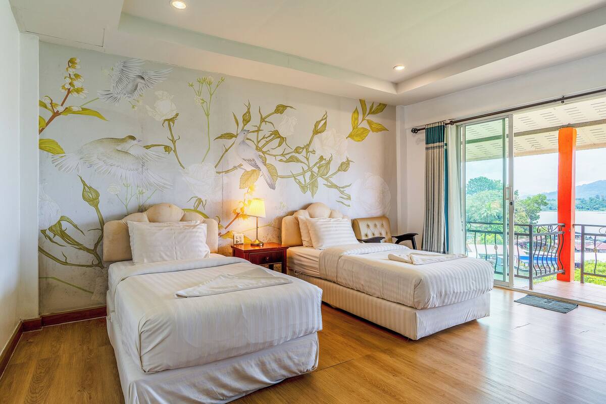 Grand Deluxe Twin Room | Verdunkelungsvorhänge, kostenloses WLAN, Bettwäsche