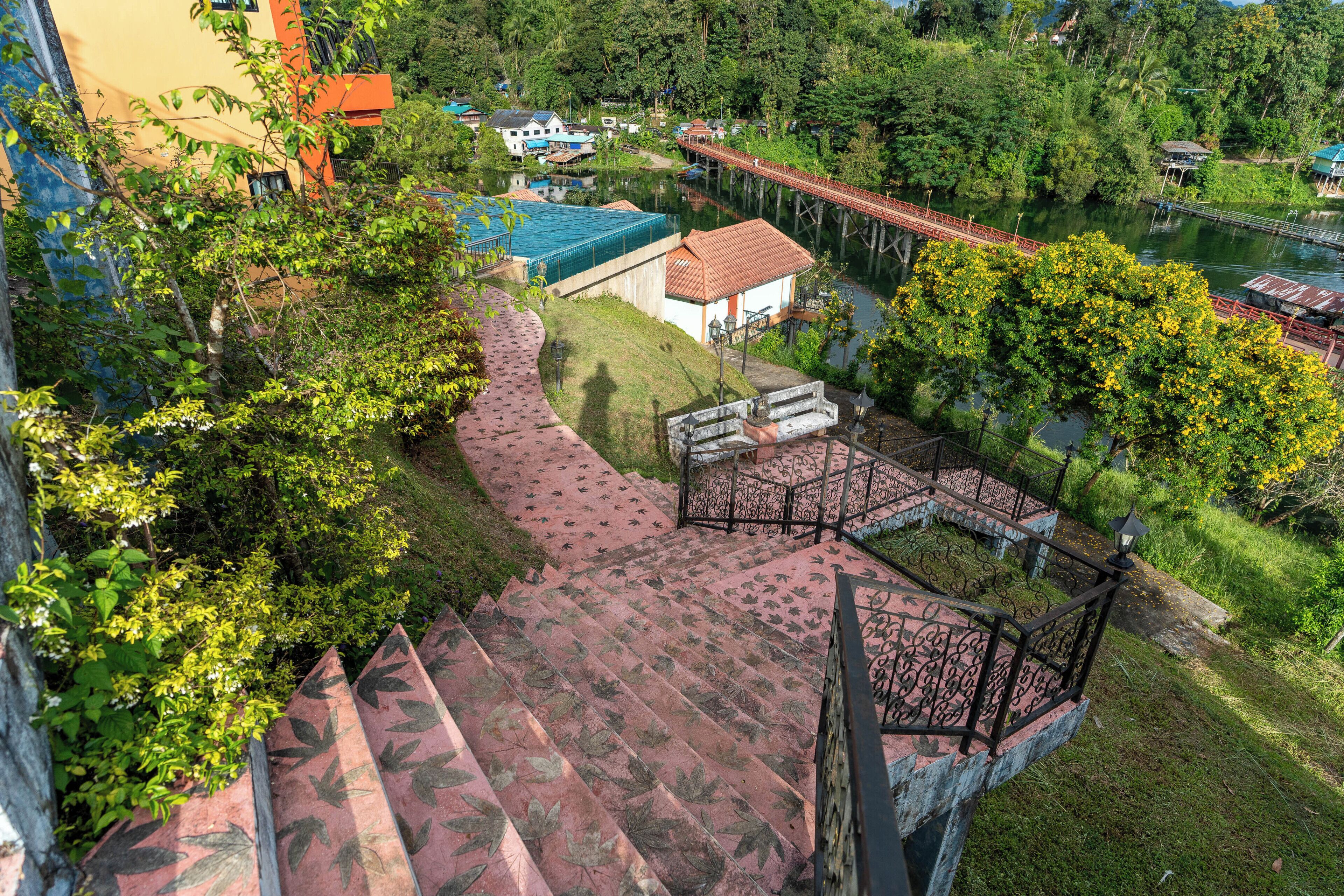 Standard Villa, River View