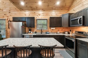 Mikrowelle, Ofen, Herdplatte, Geschirrspüler