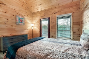 3 chambres, fer et planche à repasser, Wi-Fi, draps fournis