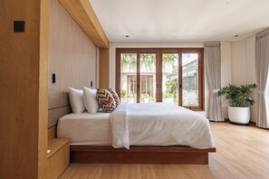 5 chambres, fer et planche à repasser, Wi-Fi, draps fournis