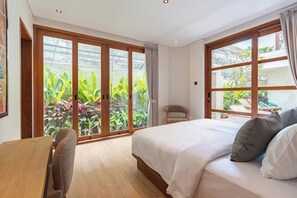 5 chambres, fer et planche à repasser, Wi-Fi, draps fournis