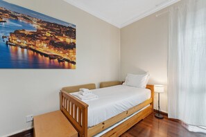 1 bedroom, iron/ironing board, Internet, bed sheets