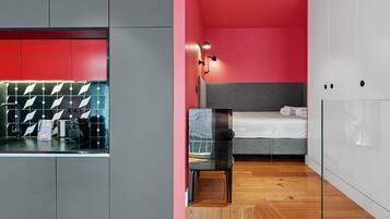 Internet, bed sheets