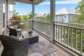 Property grounds - Blue Mountain Beach | Outdoor Oasis + Bikes + Golf Cart Option - 'Driftwood Dreams' (Santa Rosa beach)