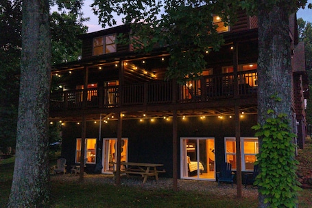 Exterior. Cozy Log Cabin TH | Long-Range Mountain Views | Walk to Downtown West Jefferson