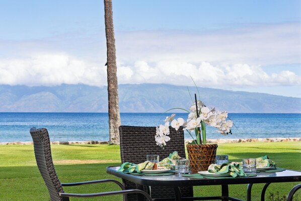Outdoor dining - PK L101 Maui Ground-Floor Condo with Ocean Views (Lahaina)