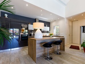 Fridge, microwave, oven, dishwasher - Le Grand Large by Interhome (Pornic)