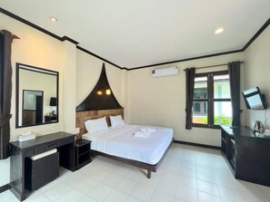 WiFi, bed sheets