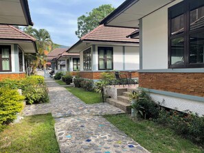 Property grounds - IYARA BOTY VILLAS KLONG PRAO BEACH KOH CHANG THAILAND (klong prao  amphoe koh chang)