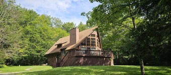 Snow Chateau - Country comfort meets adventure in Canaan Valley!