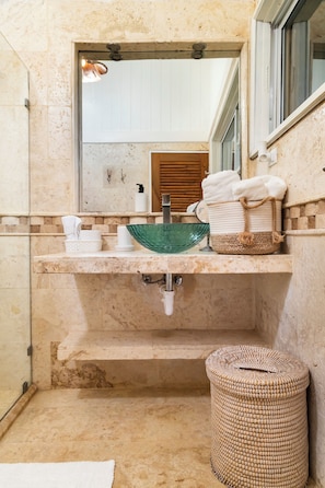 Shower, hair dryer, towels, soap