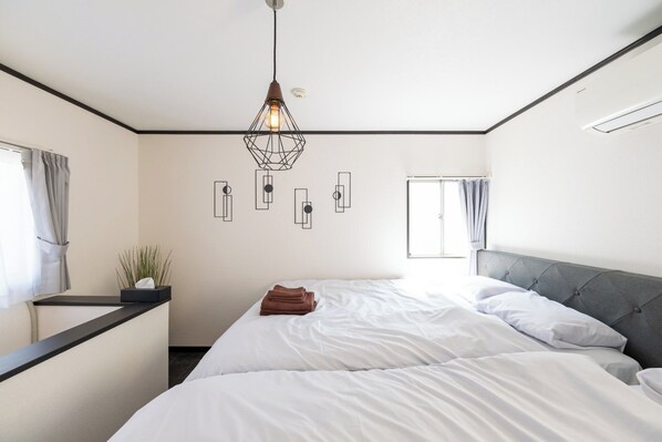 2 bedrooms, desk, free WiFi, bed sheets