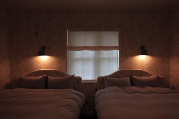 5 bedrooms, desk, free WiFi, bed sheets