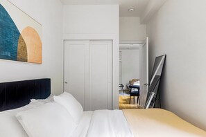 1 sovrum, strykjärn/strykbräda, wi-fi och sängkläder