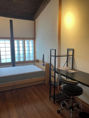 Desk, free WiFi, bed sheets