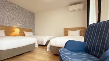 1 bedroom, desk, iron/ironing board, free WiFi