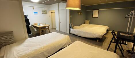 1 quarto, escrivaninha, Wi-Fi de cortesia, roupa de cama