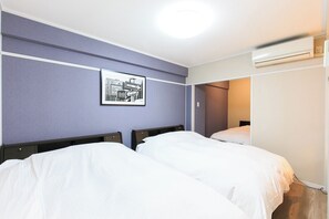 2 bedrooms, desk, free WiFi, bed sheets