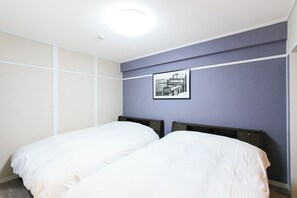 2 bedrooms, desk, free WiFi, bed sheets