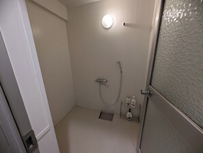 Hårføner og håndklær