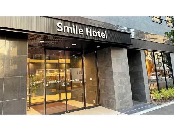 تفاصيل الفندق من الخارج