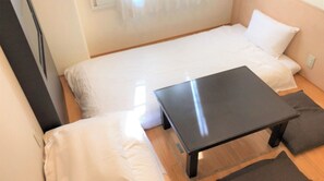 1 bedroom, desk, free WiFi, bed sheets